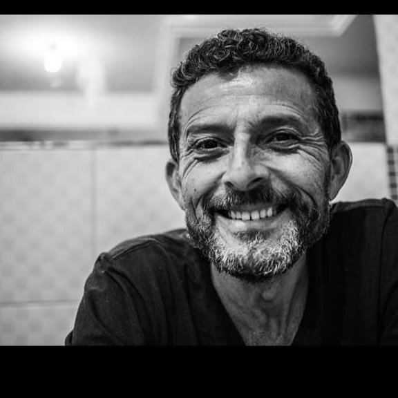 Nario Barbosa: La Memoria del Bordado en la Fotografía