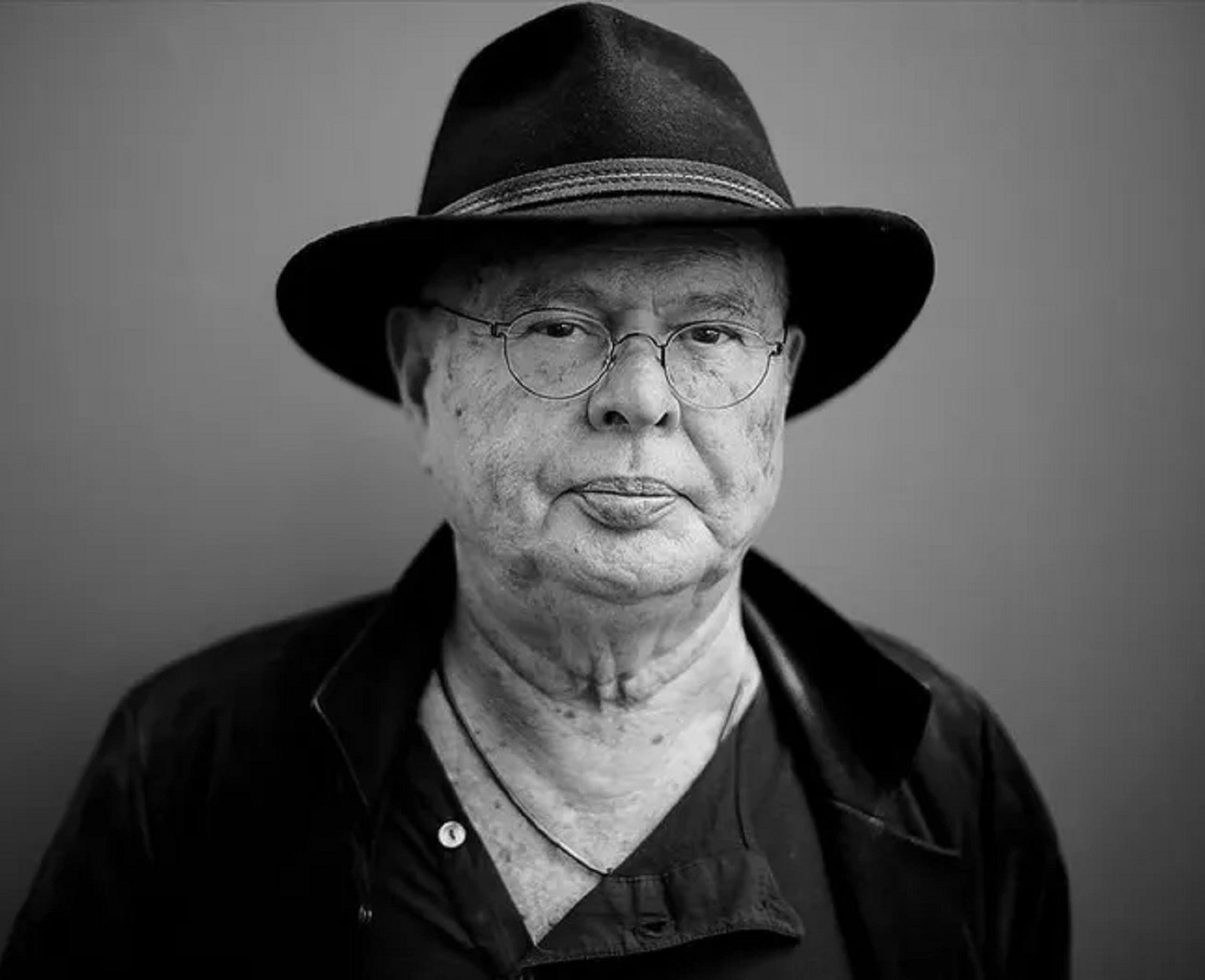 Miguel Río Branco: el ojo inquieto del dolor y la belleza