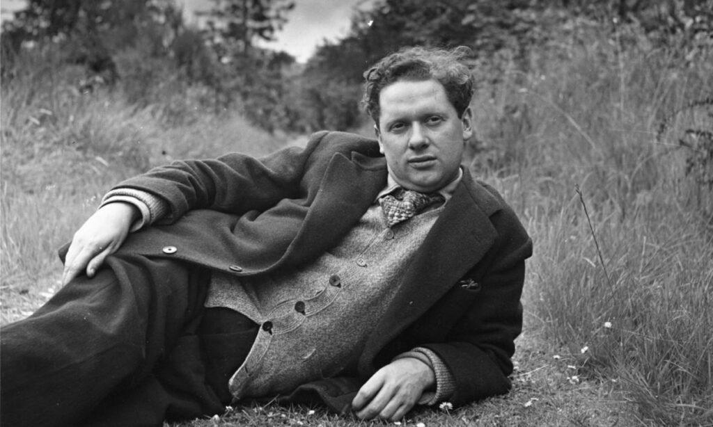 Dylan Thomas: El Poeta del Lirismo y la Vida