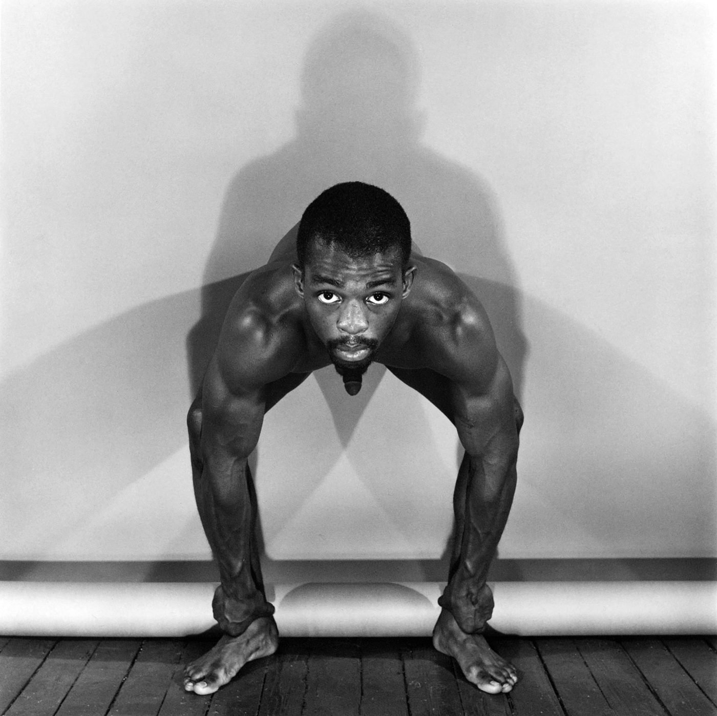 robert-mapplethorpe_019_dennis-speight_1980_galeria-elvira-gonzalez_149-1400×1398