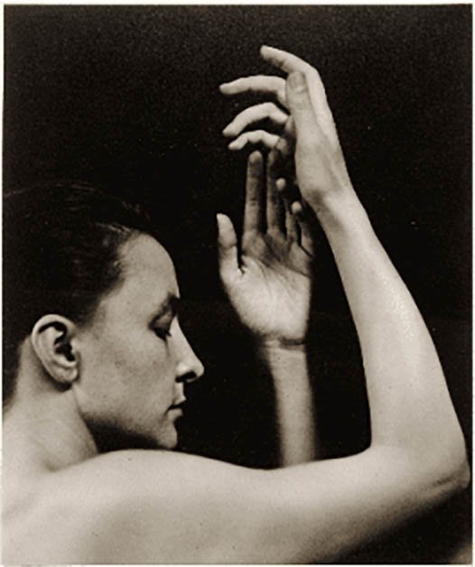 Alfred-Stieglitz-Georgia-OKeefe-1919-1920-1