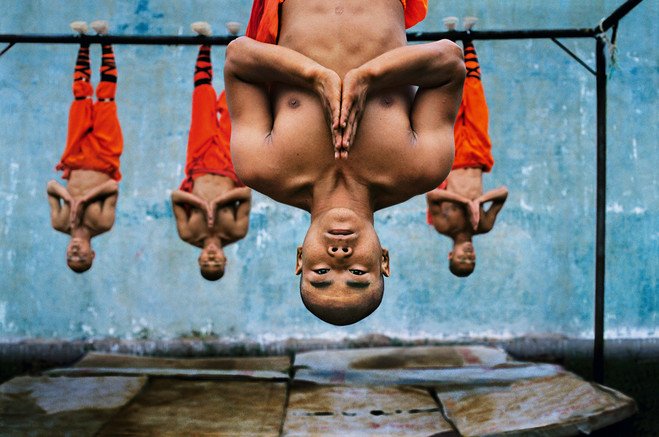 shaolin-monks-training-zhengzhou-china-2004-large_large
