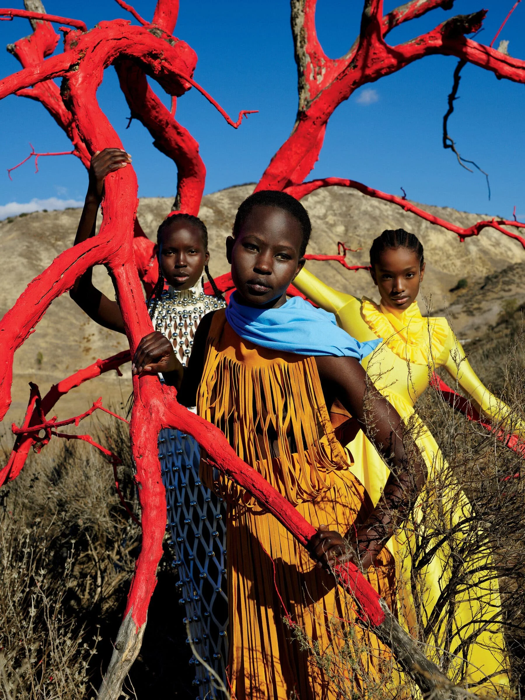Bright-Looks-by-Vivienne-Sassen-T-Magazine-Sp-2022-Fashion+(10).jpg