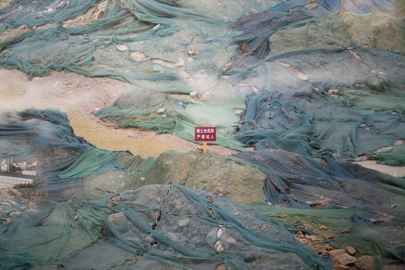 Dwelling in the Mount Fuchun, 2008. © Yao Lu-det-blg
