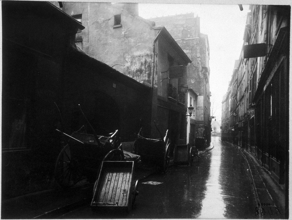 Eugne_Atget_-_La_rue_de_Bievre_-_photography_by_Eugene_Atget_-_(MeisterDrucke-1065553)
