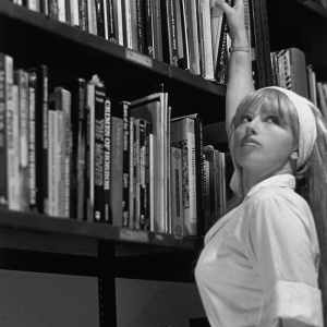 Cindy Sherman: La actriz invisible del espejo roto